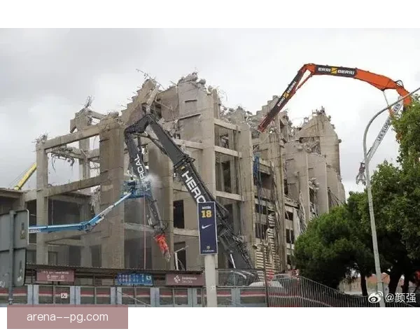 诺坎普球场翻修承包商违规施工遭巴塞罗那政府重罚